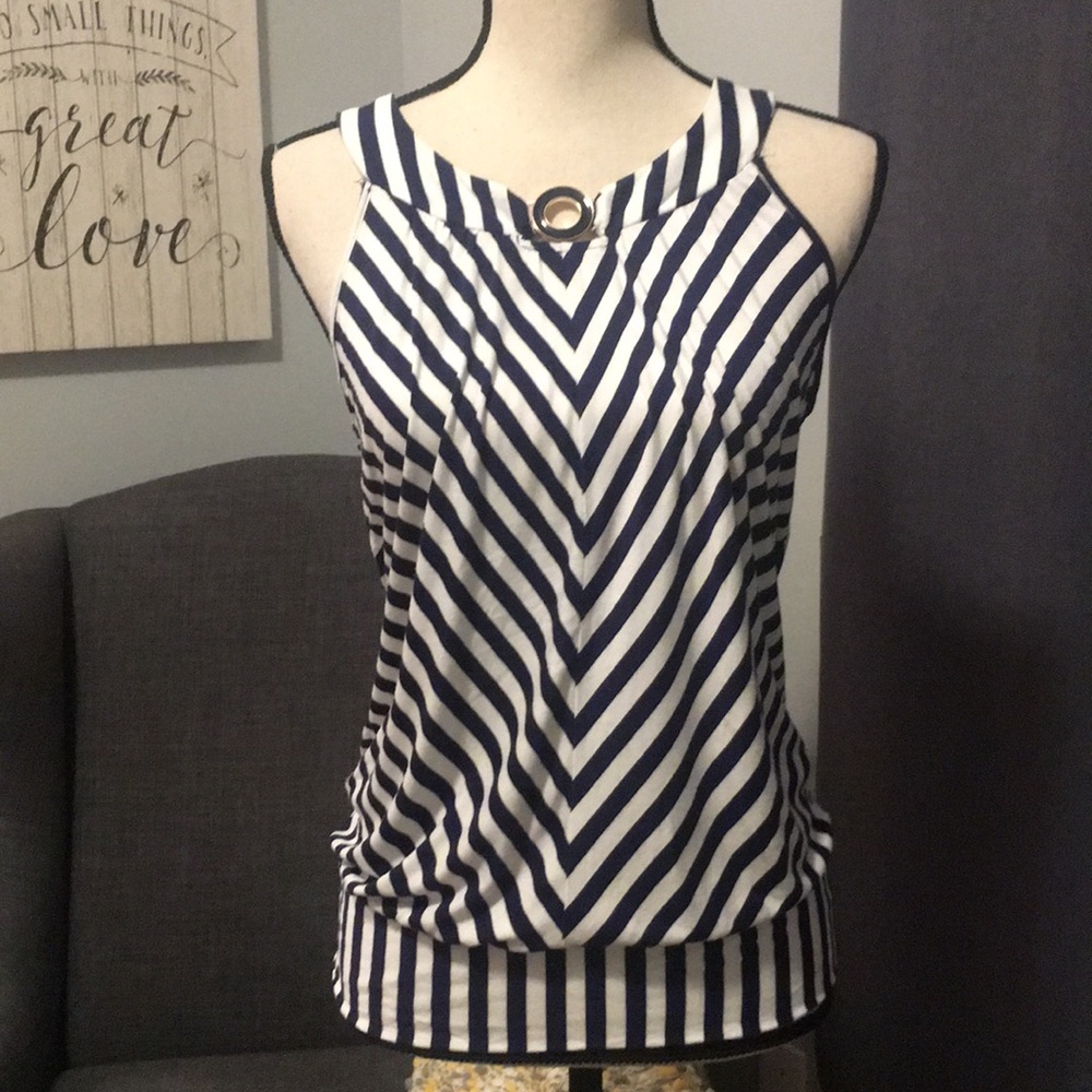 Navy and white seevless top